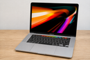 Apple MacBook Pro A1990 15″ Touch Bar i9 16GB 1TB SSD 560X Graphics with 4GB GDDR5 MacOS